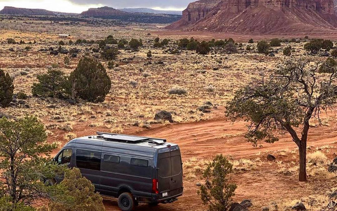 TOP PLACES TO MOUNTAIN BIKE AND ROAD TRIP IN YOUR VAN THIS FALL