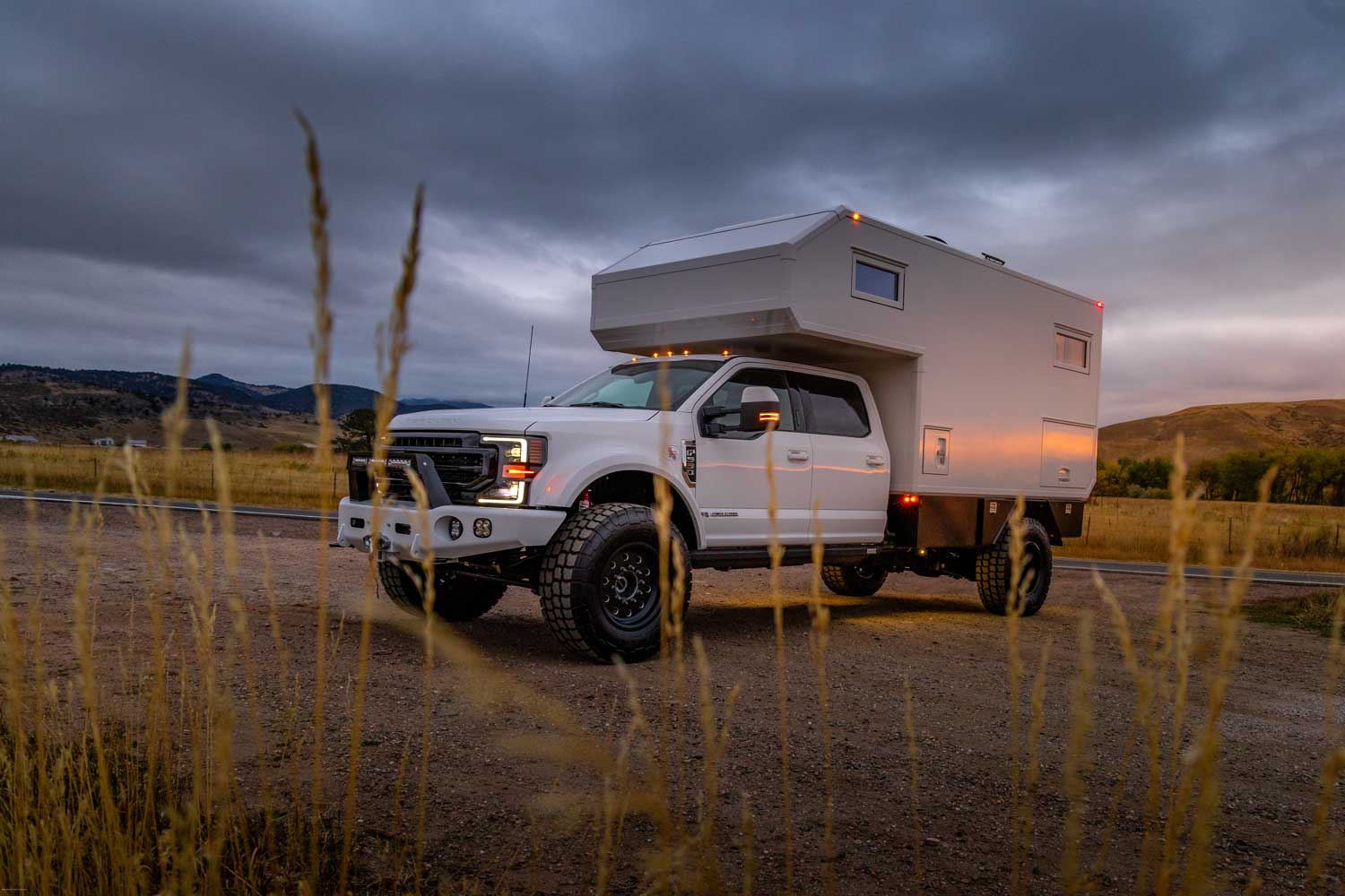 2022-Ford-Super-Duty-by-TOURIG-18