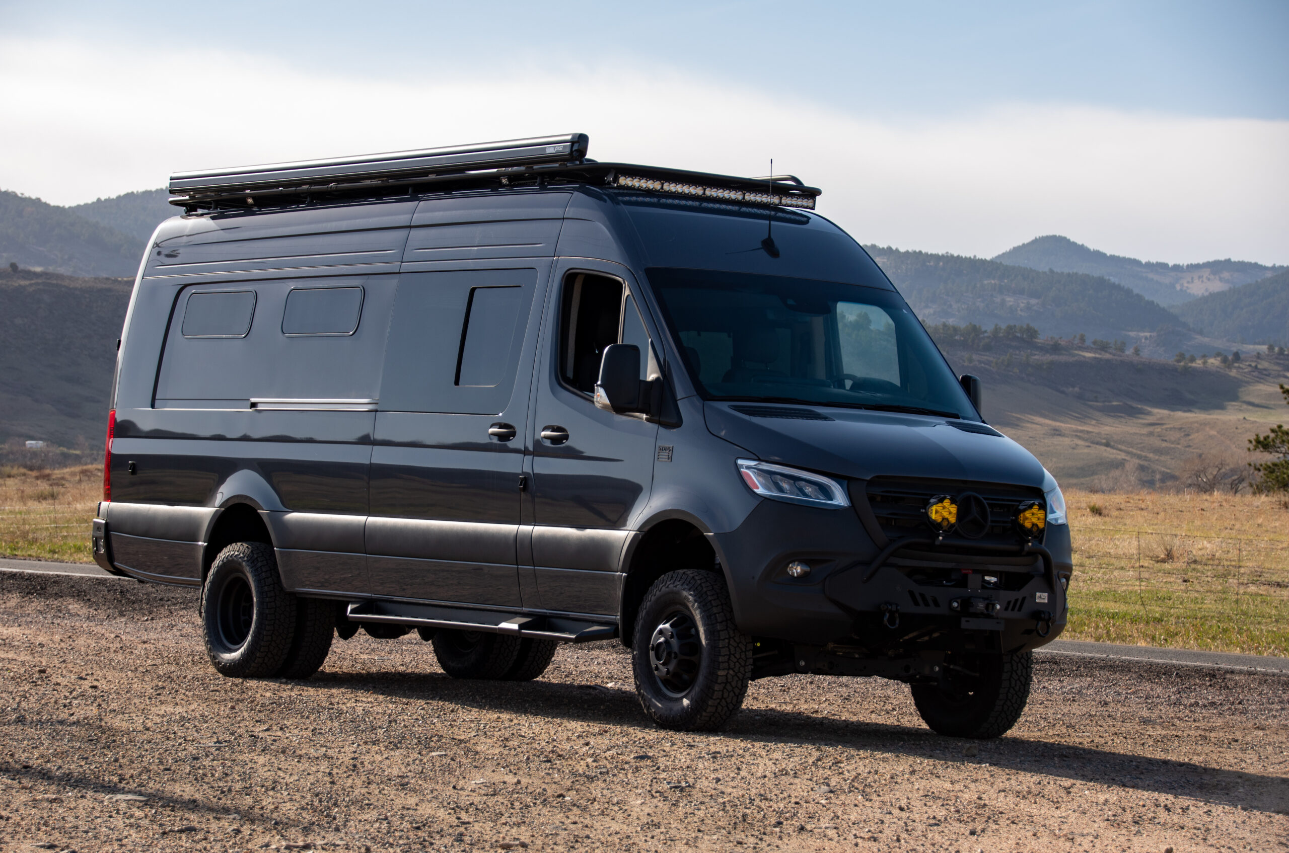 TOURIG-sprinter-170ext-custom-campervan1