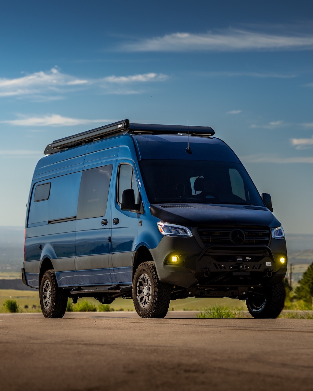 TOURIG-custom-build-sprinter-170-steel-blue00004 copy
