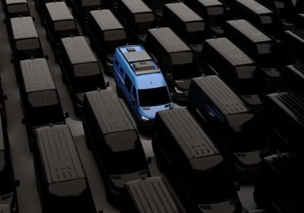 TOURIG-brilliant-blue-sprinter