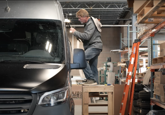 TOURIG-in-house-paint-dent-repair